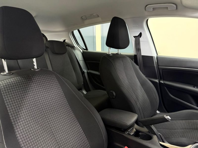PEUGEOT 308  1.6 BLUE HDI 100 BUSINESS 5 PLACES  2018