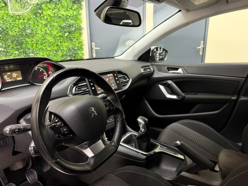 PEUGEOT 308  1.6 BLUE HDI 100 BUSINESS 5 PLACES  2018