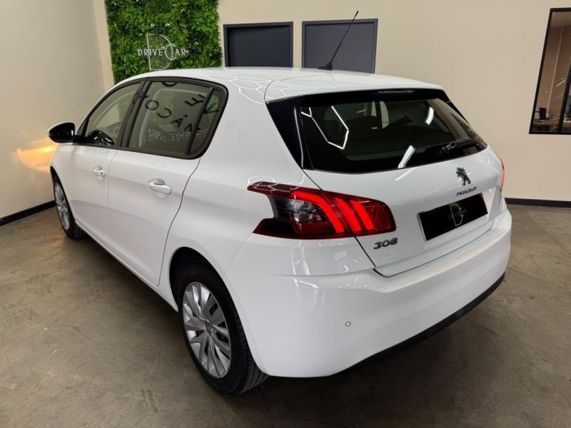 PEUGEOT 308  1.6 BLUE HDI 100 BUSINESS 5 PLACES  2018