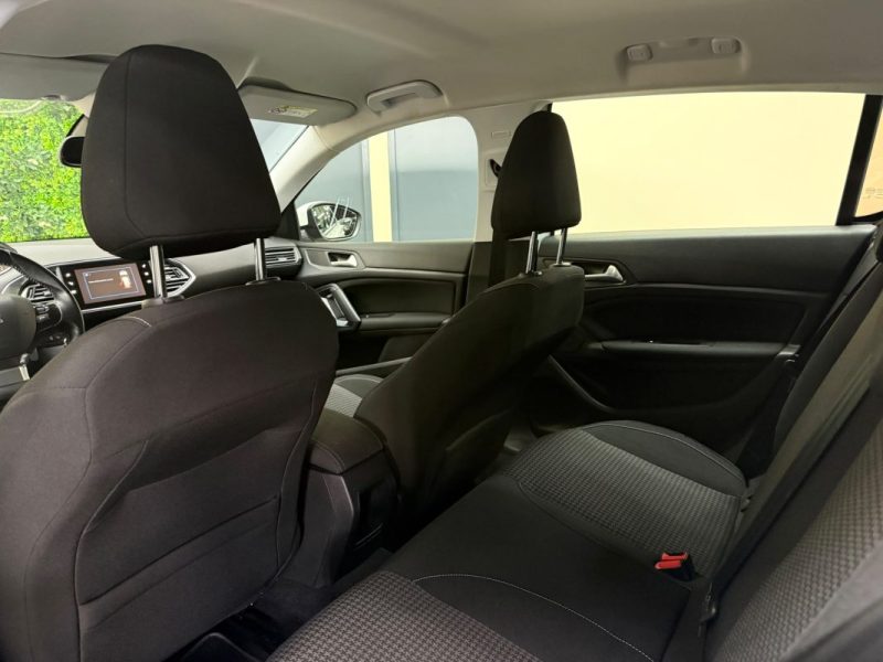PEUGEOT 308  1.6 BLUE HDI 100 BUSINESS 5 PLACES  2018