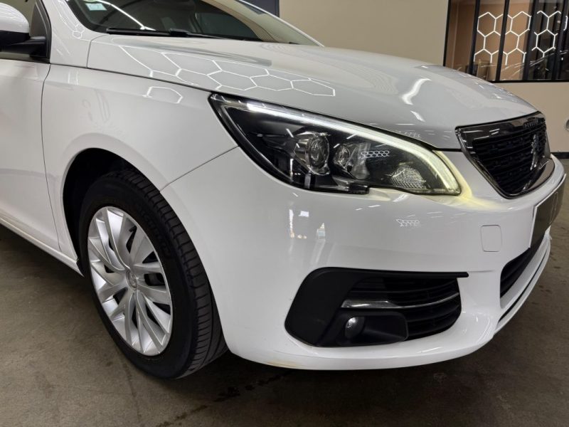 PEUGEOT 308  1.6 BLUE HDI 100 BUSINESS 5 PLACES  2018