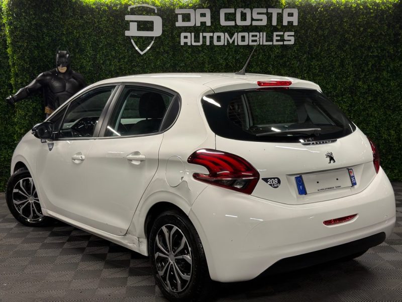 PEUGEOT 208 PHASE 2 LIKE 1.2 68 Cv 1ERE MAIN 15 300 Kms REELS 5 PORTES CLIMATISATION - GARANTIE 1 AN