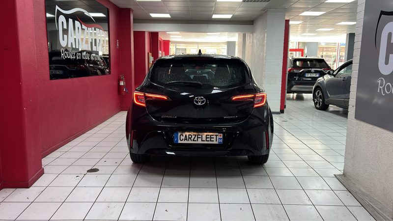 TOYOTA COROLLA BERLINE HYBRIDE 1.8 DYNAMIC BUSINESS 122cv/1 ERE MAIN/TVA RECUPERABLE