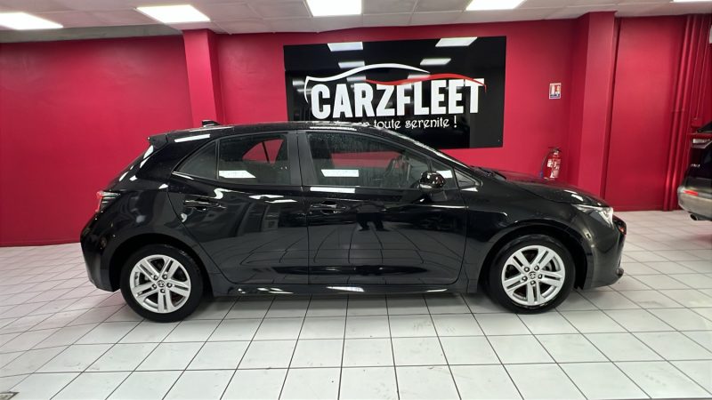TOYOTA COROLLA BERLINE HYBRIDE 1.8 DYNAMIC BUSINESS 122cv/1 ERE MAIN/TVA RECUPERABLE