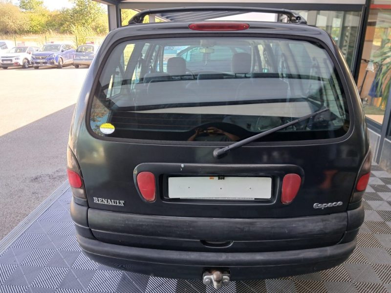 RENAULT ESPACE RTE 2.2DT 7 places + attelage   2000