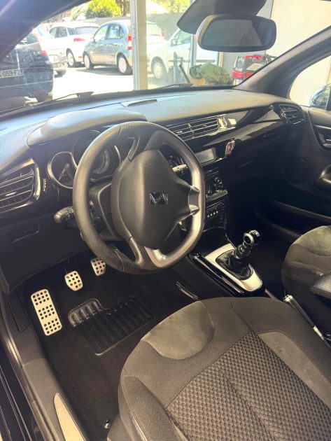 CITROEN DS3 1.6 BLUE HDI 120 SPORT CHIC 2014