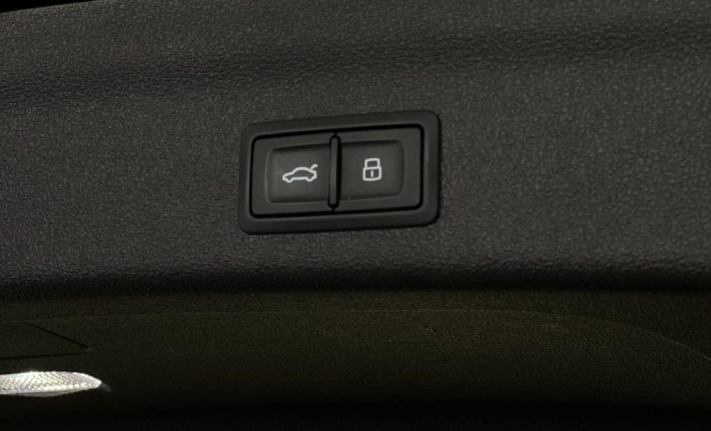 AUDI A6 AVANT 45 TDI 231CH QUATTRO S-LINE