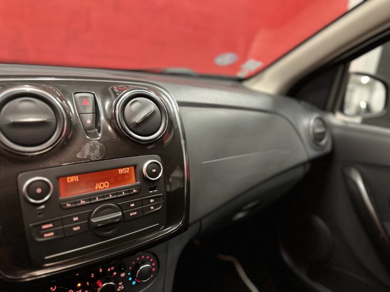 DACIA SANDERO 1.0 SCE 75cv CITY + - Très bon état - Garantie 6 mois -