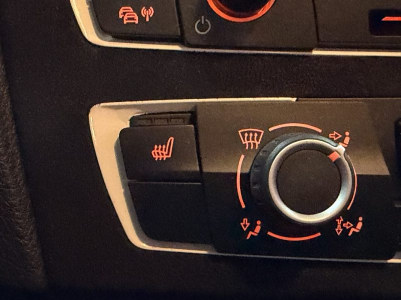 🟢 Bmw serie 1 116 i 136 cv Garantie Led Xénon Multimédia USB Bluetooth Sièges Chauffants