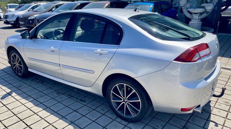 RENAULT LAGUNAIII 1.5 DCI 110 ZEN EDC 2015