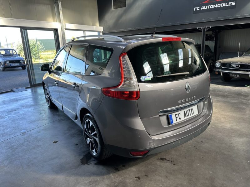 RENAULT GRAND SCÉNIC III TCE 130cv ENERGY BOSE EDITION