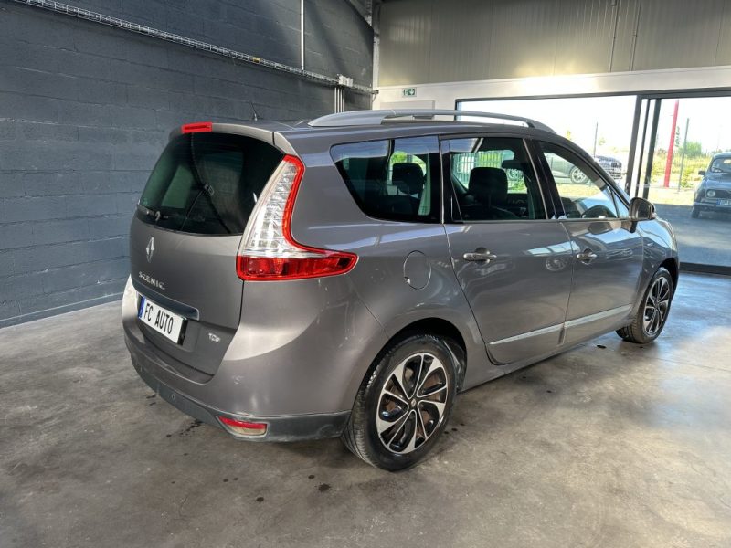 RENAULT GRAND SCÉNIC III TCE 130cv ENERGY BOSE EDITION