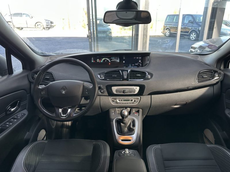 RENAULT GRAND SCÉNIC III TCE 130cv ENERGY BOSE EDITION