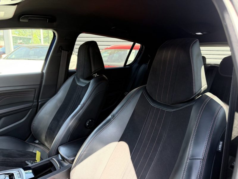 PEUGEOT 308 II (2) 2.0 HDI 180 CH S&S GT 2017