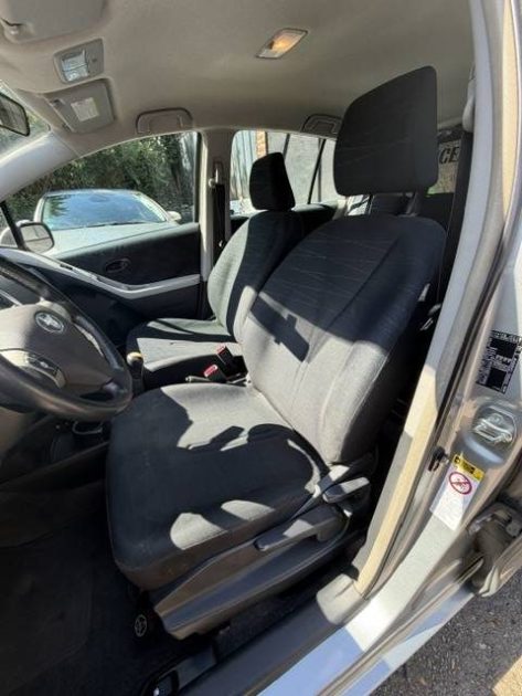 TOYOTA YARIS 1.3 VVT-ISOL 2006 - 78 707Kms - Climatisation - Suivit TOYOTA