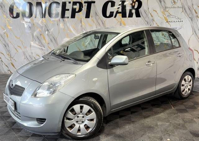 TOYOTA YARIS 1.3 VVT-ISOL 2006 - 78 707Kms - Climatisation - Suivit TOYOTA