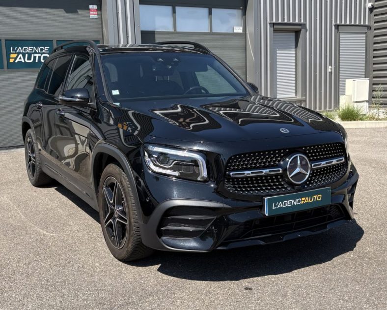 Mercedes GLB 200d 150 ch AMG Line  — CARPLAY - Toit panoramique - Sièges Électriques - SUIVI MB 