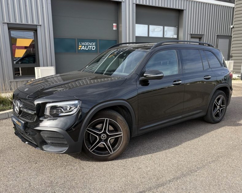 Mercedes GLB 200d 150 ch AMG Line  — CARPLAY - Toit panoramique - Sièges Électriques - SUIVI MB 