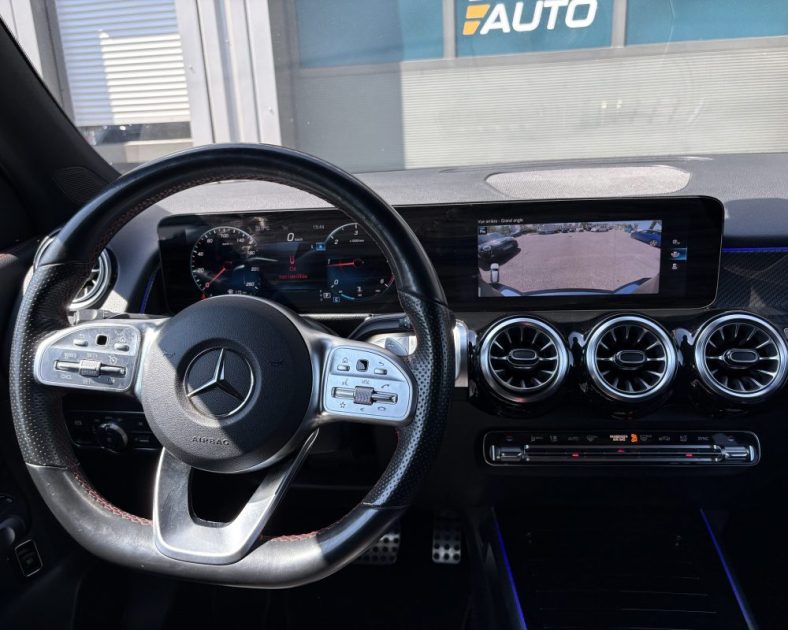 Mercedes GLB 200d 150 ch AMG Line  — CARPLAY - Toit panoramique - Sièges Électriques - SUIVI MB 