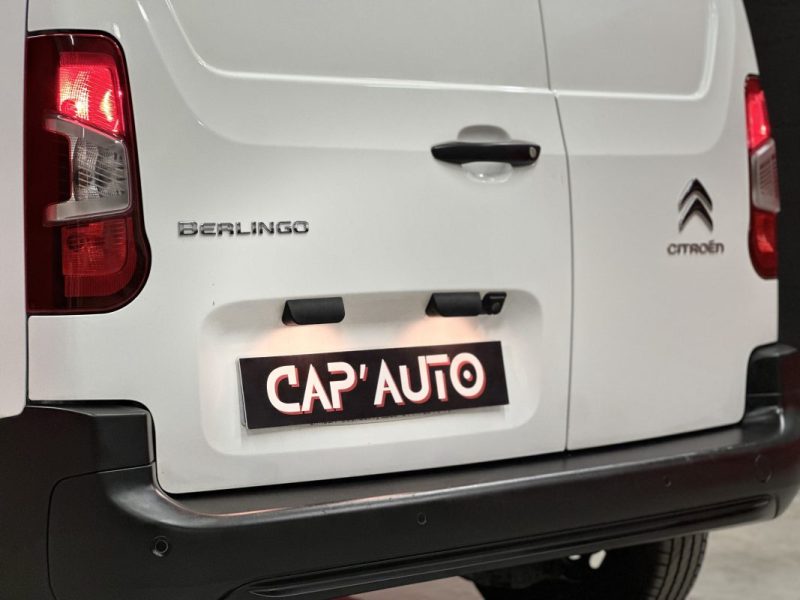 CITROEN BERLINGO 3 places M 1000KG 1.5 BLUE HDI 100 CLUB Advanced Grip Control - 1ère Main -