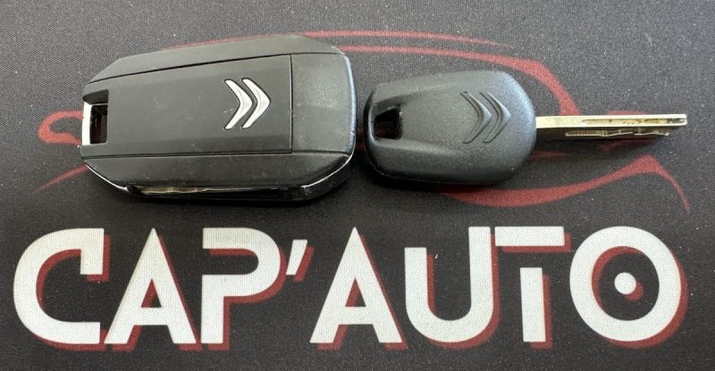 CITROEN BERLINGO 3 places M 1000KG 1.5 BLUE HDI 100 CLUB Advanced Grip Control - 1ère Main -