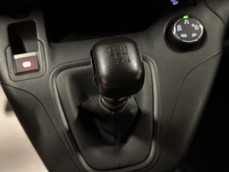 CITROEN BERLINGO 3 places M 1000KG 1.5 BLUE HDI 100 CLUB Advanced Grip Control - 1ère Main -