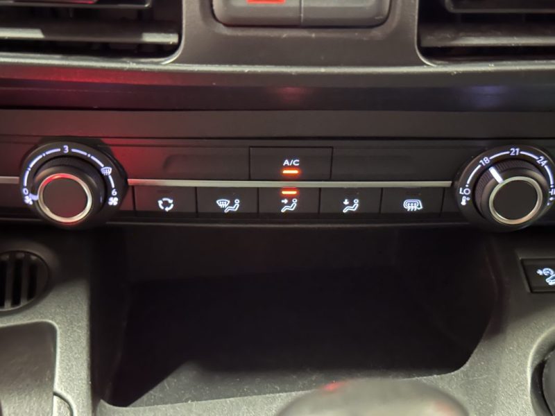 CITROEN BERLINGO 3 places M 1000KG 1.5 BLUE HDI 100 CLUB Advanced Grip Control - 1ère Main -