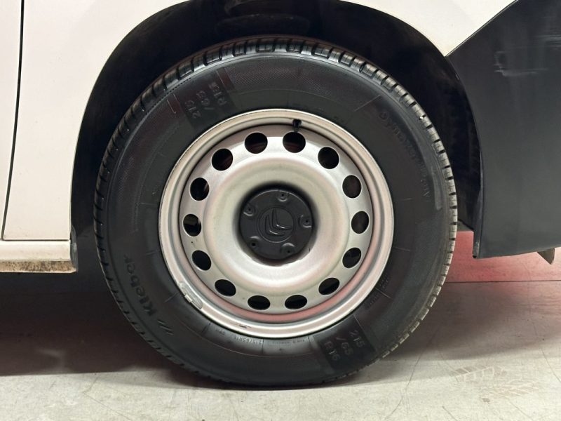 CITROEN BERLINGO 3 places M 1000KG 1.5 BLUE HDI 100 CLUB Advanced Grip Control - 1ère Main -