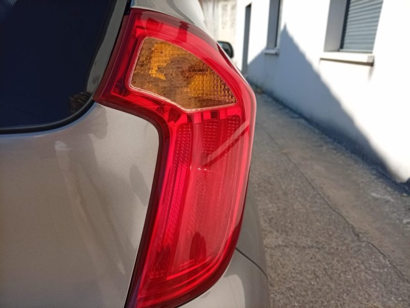 KIA PICANTO 1.0 FIFA WORLD CUP EDITION 2014