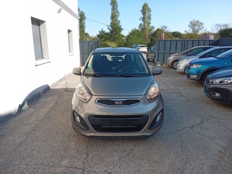 KIA PICANTO 1.0 FIFA WORLD CUP EDITION 2014
