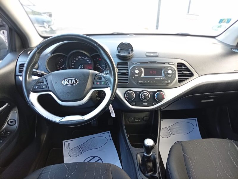 KIA PICANTO 1.0 FIFA WORLD CUP EDITION 2014