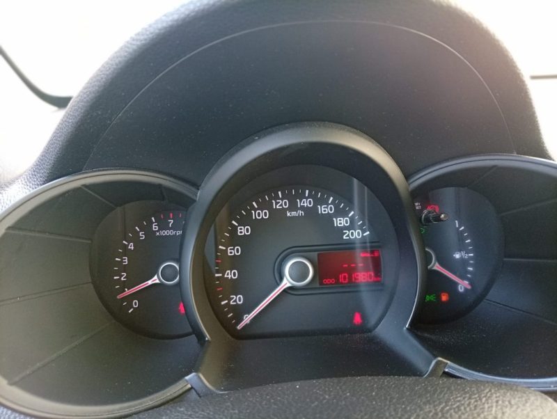 KIA PICANTO 1.0 FIFA WORLD CUP EDITION 2014