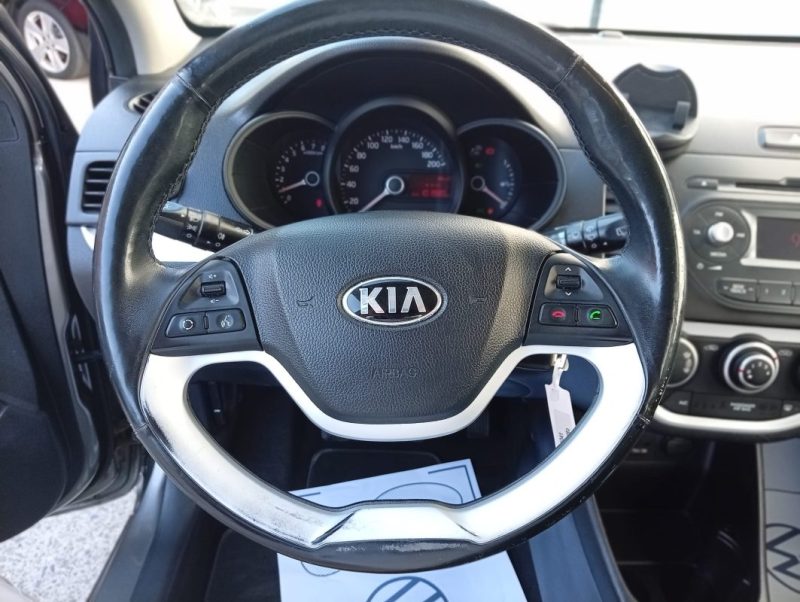 KIA PICANTO 1.0 FIFA WORLD CUP EDITION 2014