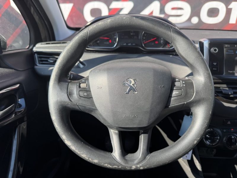 PEUGEOT 208 1.0 VTI 68 ACTIVE 2013