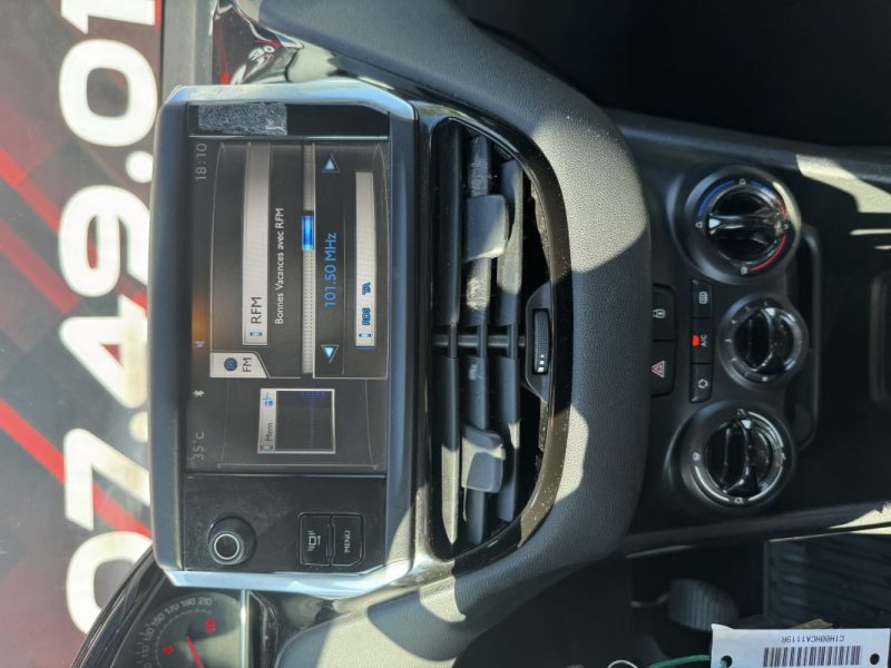 PEUGEOT 208 1.0 VTI 68 ACTIVE 2013