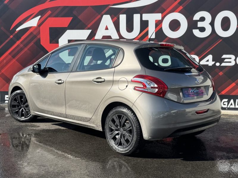 PEUGEOT 208 1.0 VTI 68 ACTIVE 2013