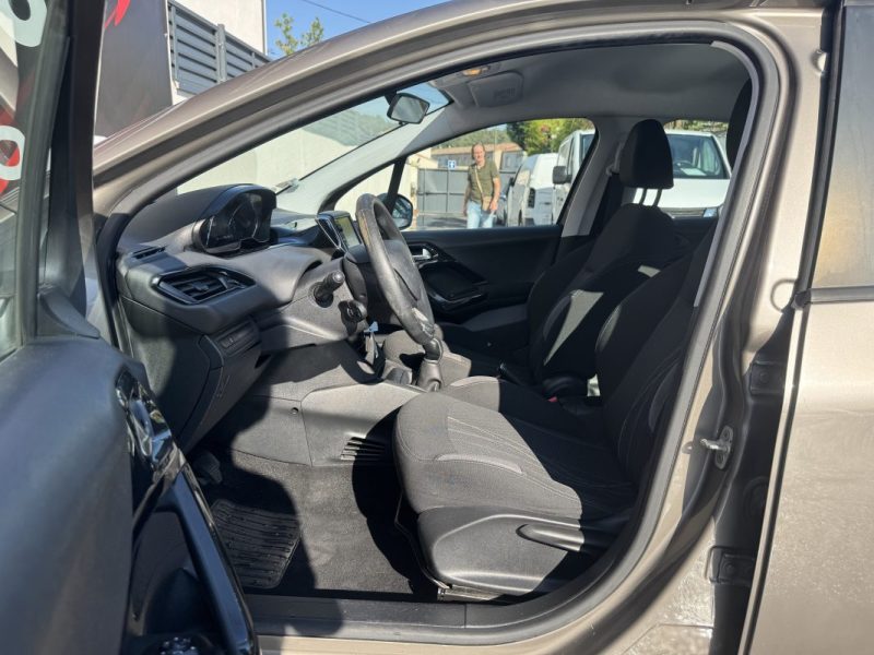 PEUGEOT 208 1.0 VTI 68 ACTIVE 2013