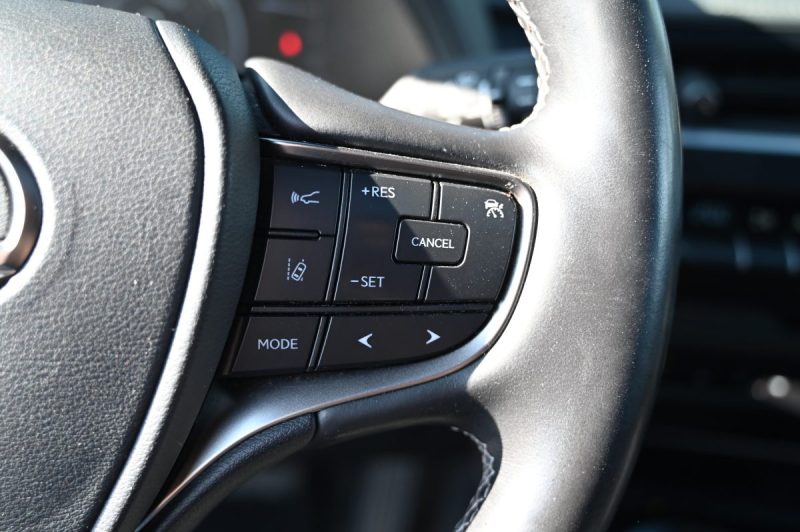 LEXUS UX250H 250H 2WD EXECUTIVE 2019