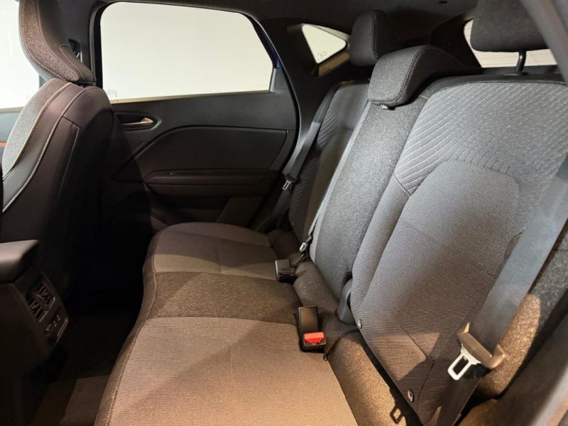 RENAULT CAPTUR 1.6 E-TECH 145 TECHNO / 1ere main 