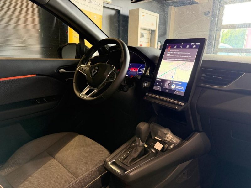 RENAULT CAPTUR 1.6 E-TECH 145 TECHNO / 1ere main 