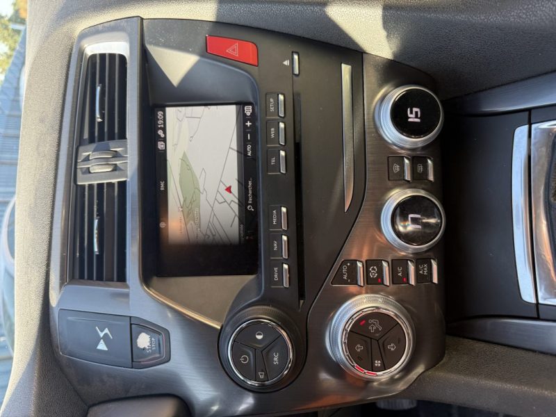 DS DS5 1.6 HDI 120CV S&S BVM6 CHIC