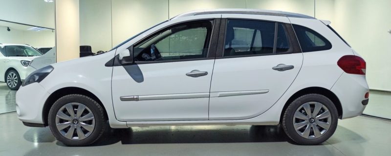 RENAULT CLIO BREAK 1.2 75CV  1ER MAIN GARANTIE 6MOIS