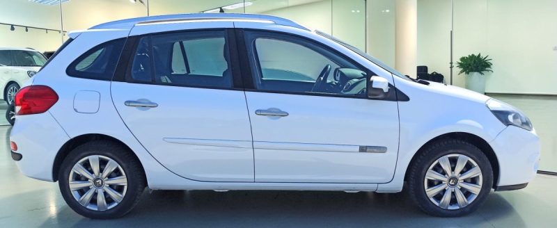 RENAULT CLIO BREAK 1.2 75CV  1ER MAIN GARANTIE 6MOIS