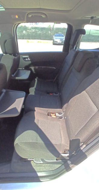 PEUGEOT 5008 1.6 120CV  TOIT PANORAMIQUE 1ER MAIN GARANTIE 6MOIS