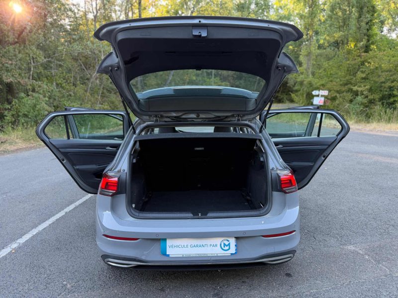 VOLKSWAGEN GOLF VIII 2.0 TDI  116 STYLE DSG 04/2023