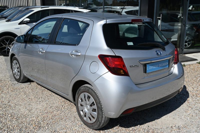 TOYOTA YARIS 100H DYNAMIC PACK CONFORT 09/2015
