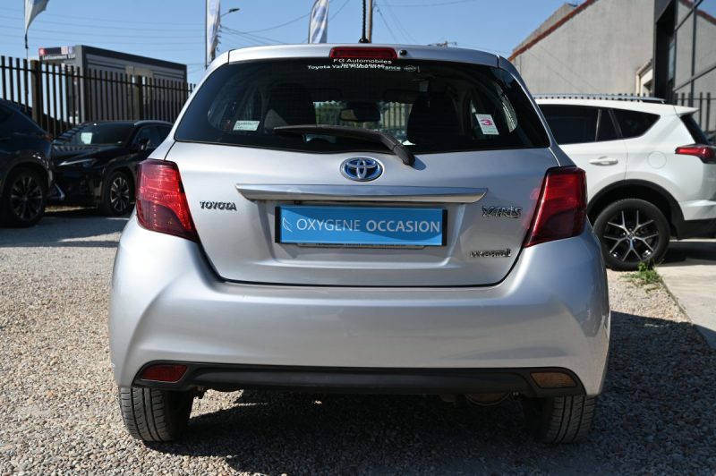 TOYOTA YARIS 100H DYNAMIC PACK CONFORT 09/2015