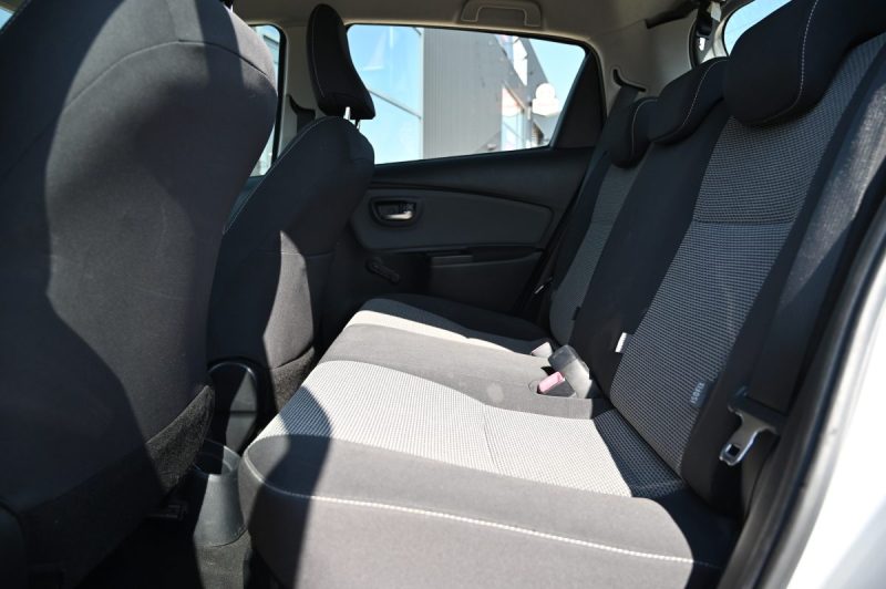 TOYOTA YARIS 100H DYNAMIC PACK CONFORT 09/2015
