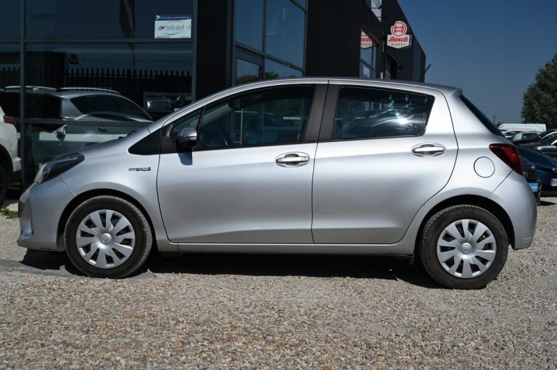 TOYOTA YARIS 100H DYNAMIC PACK CONFORT 09/2015