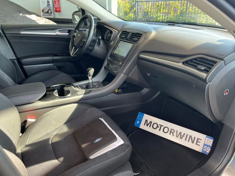 🚗 FORD MONDEO 1.5 ECOBOOST 160 TITANIUM 📡 Radars de recul